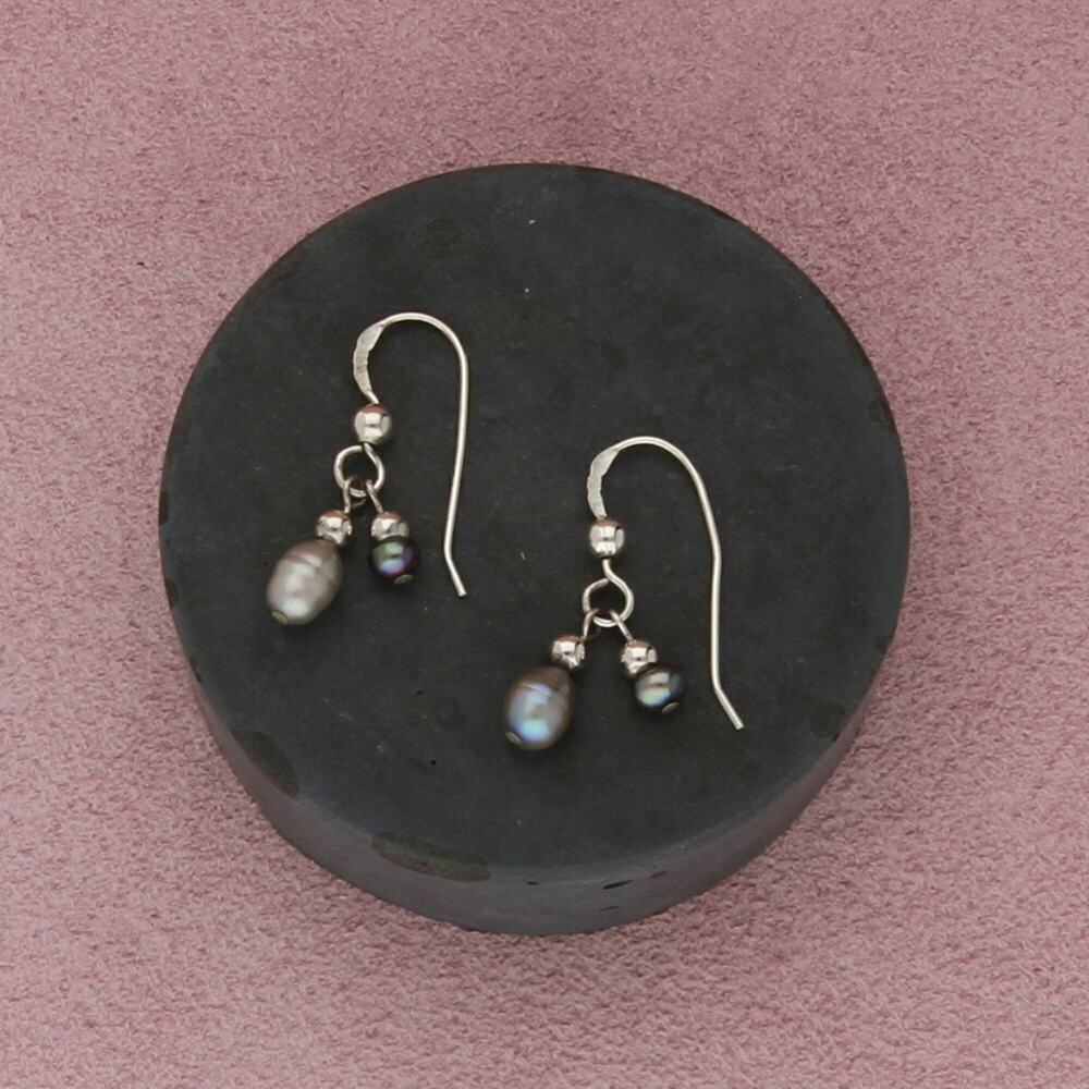 sterling silver gray biwa pearl dangle earrings